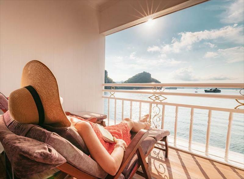 Heritage Line Violet Cruise - Halong Bay & Lan Ha Bay Ha Long Esterno foto
